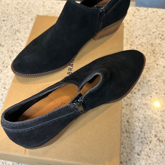 Lucky Brand's Feltyn booties - Picture 13 of 15